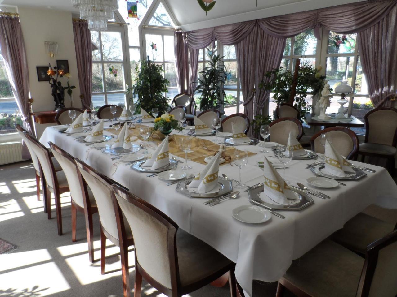 Hotel Waldquelle Aurich Ngoại thất bức ảnh