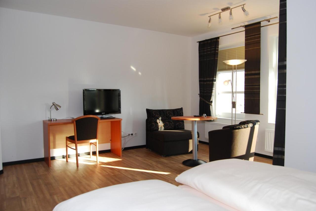 Hotel Waldquelle Aurich Ngoại thất bức ảnh